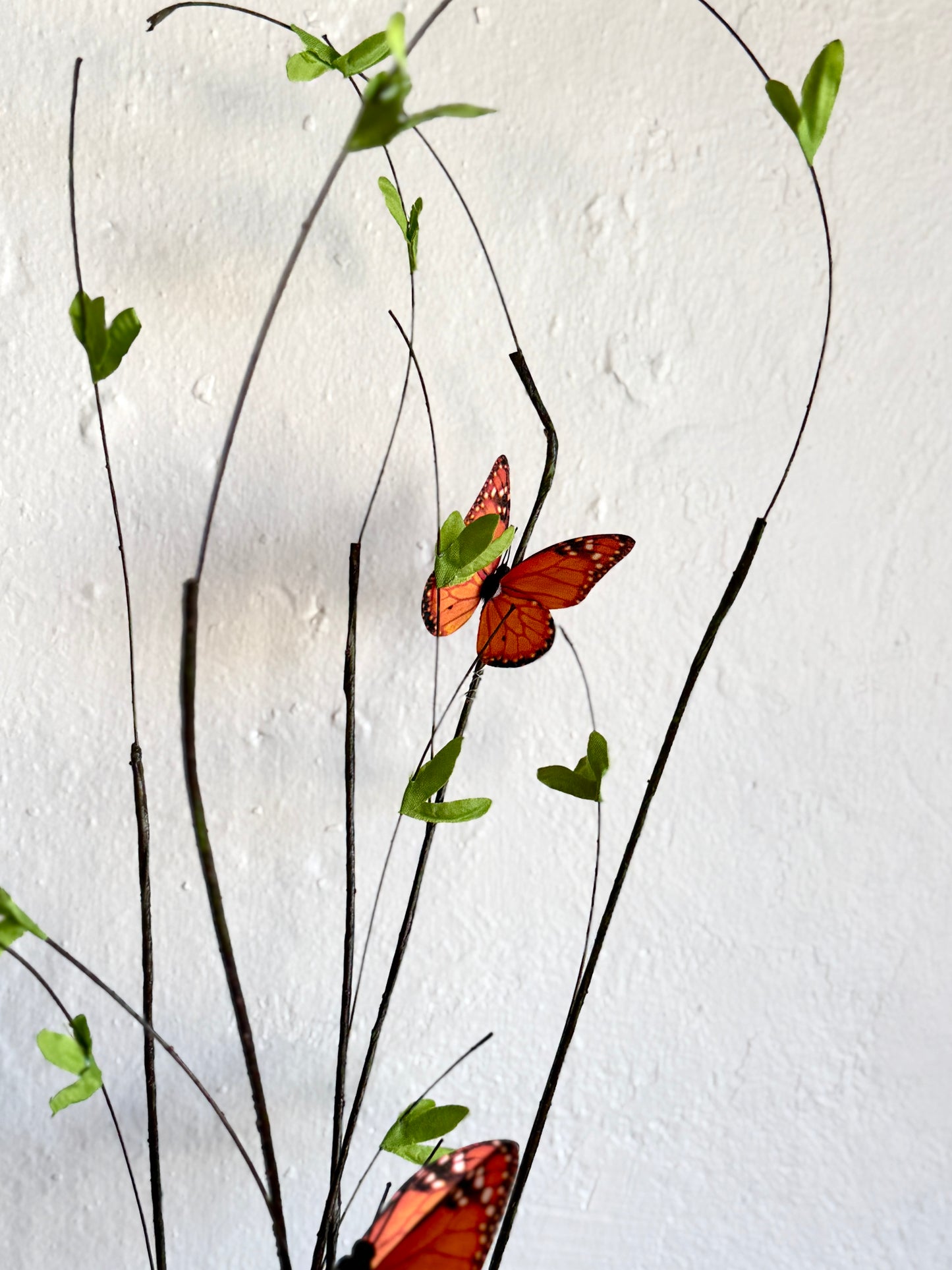 TRIPLE MONARCH WILLOW BRANCH 39"