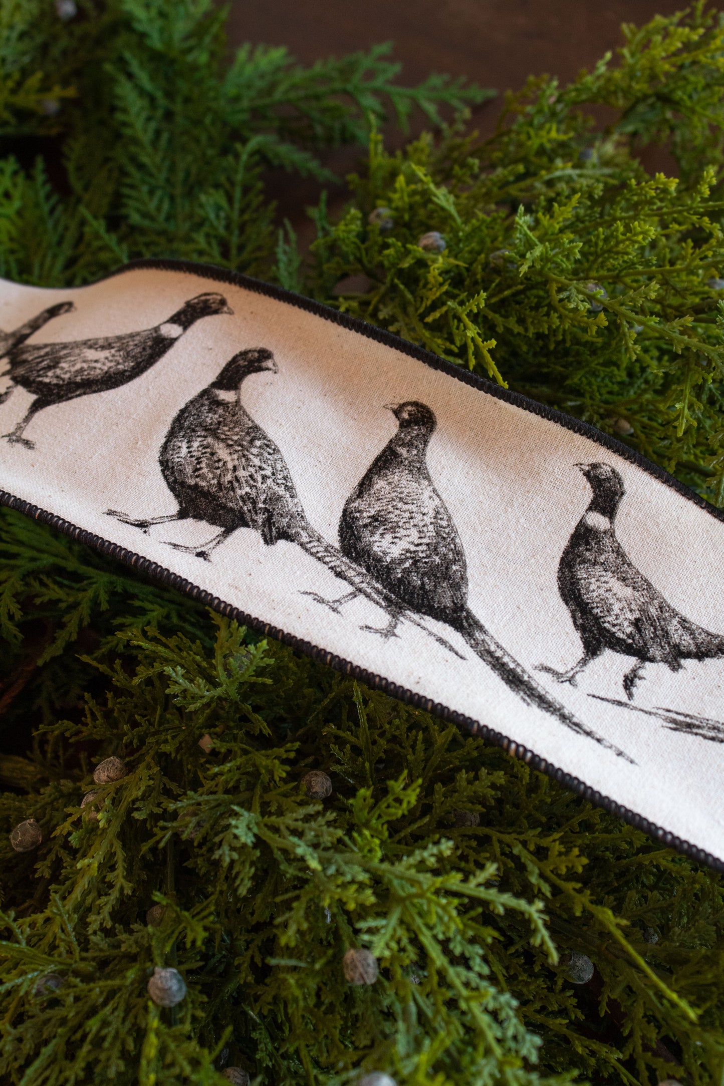4" Linen, Black Pheasant Ribbon 09-3069