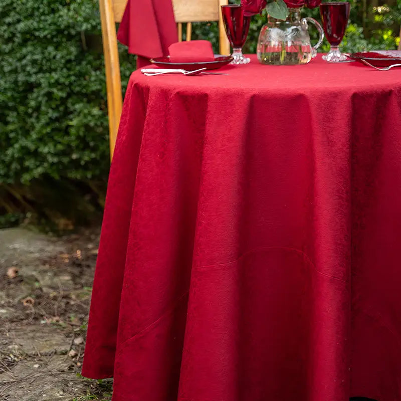 Lark Cotton Jacquard Round Cloth - Red - 88-inch