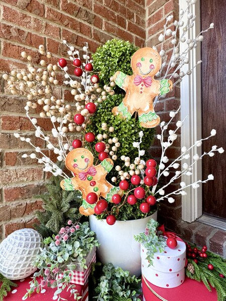Sweet Seasons Gingerbread Boy Cookie Stakes - Red & Green Buttons