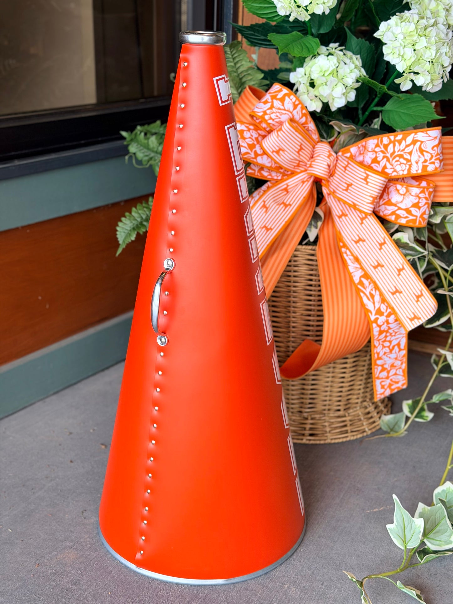 “TENNESSEE” Megaphone