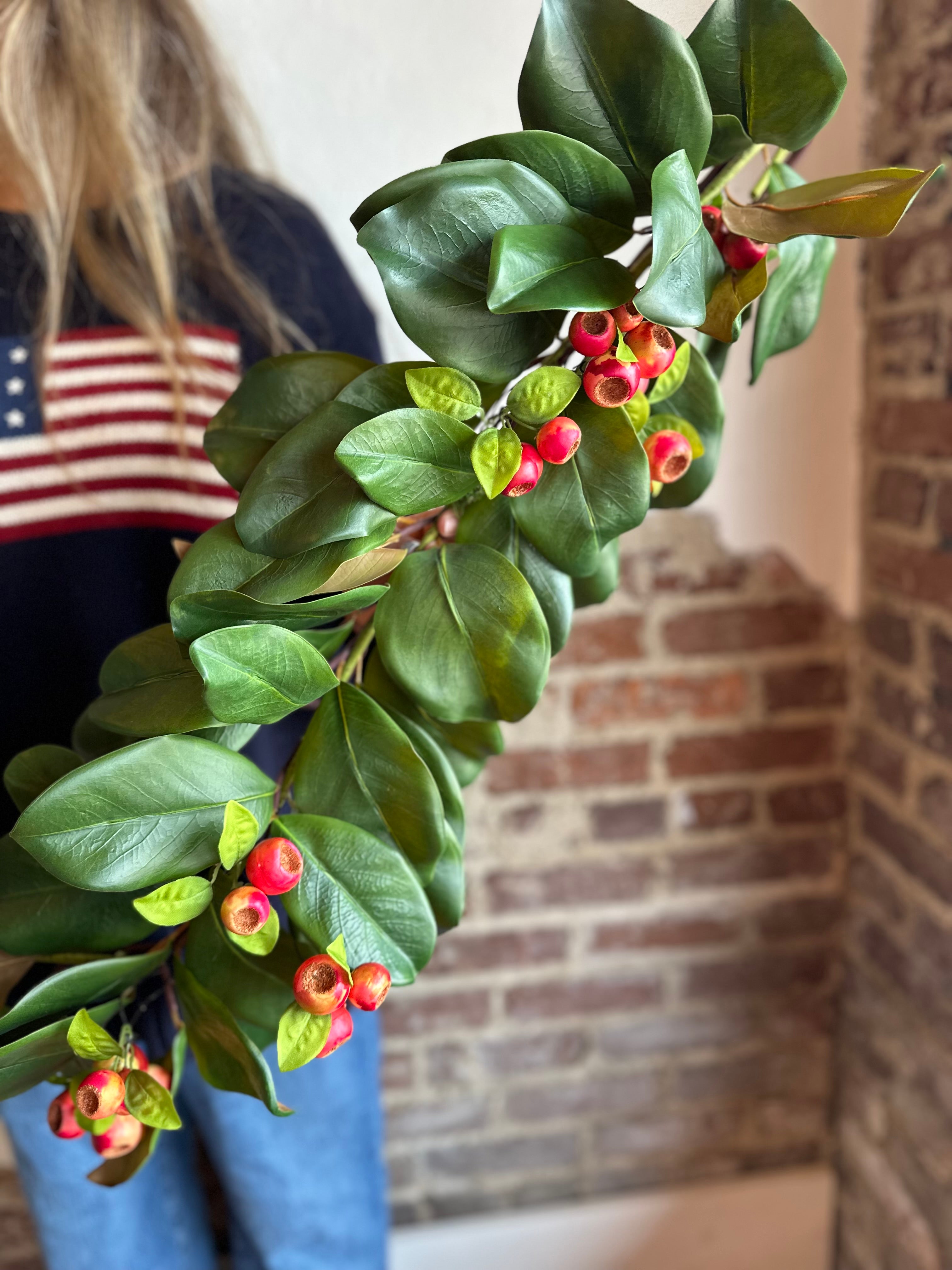 Magnolia & Crater Berry Garland