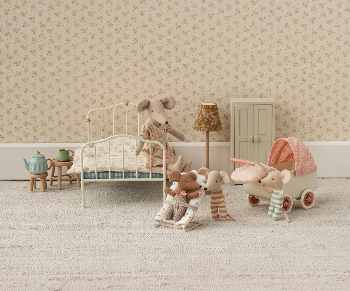 Babysitter, My - Multi Dots
