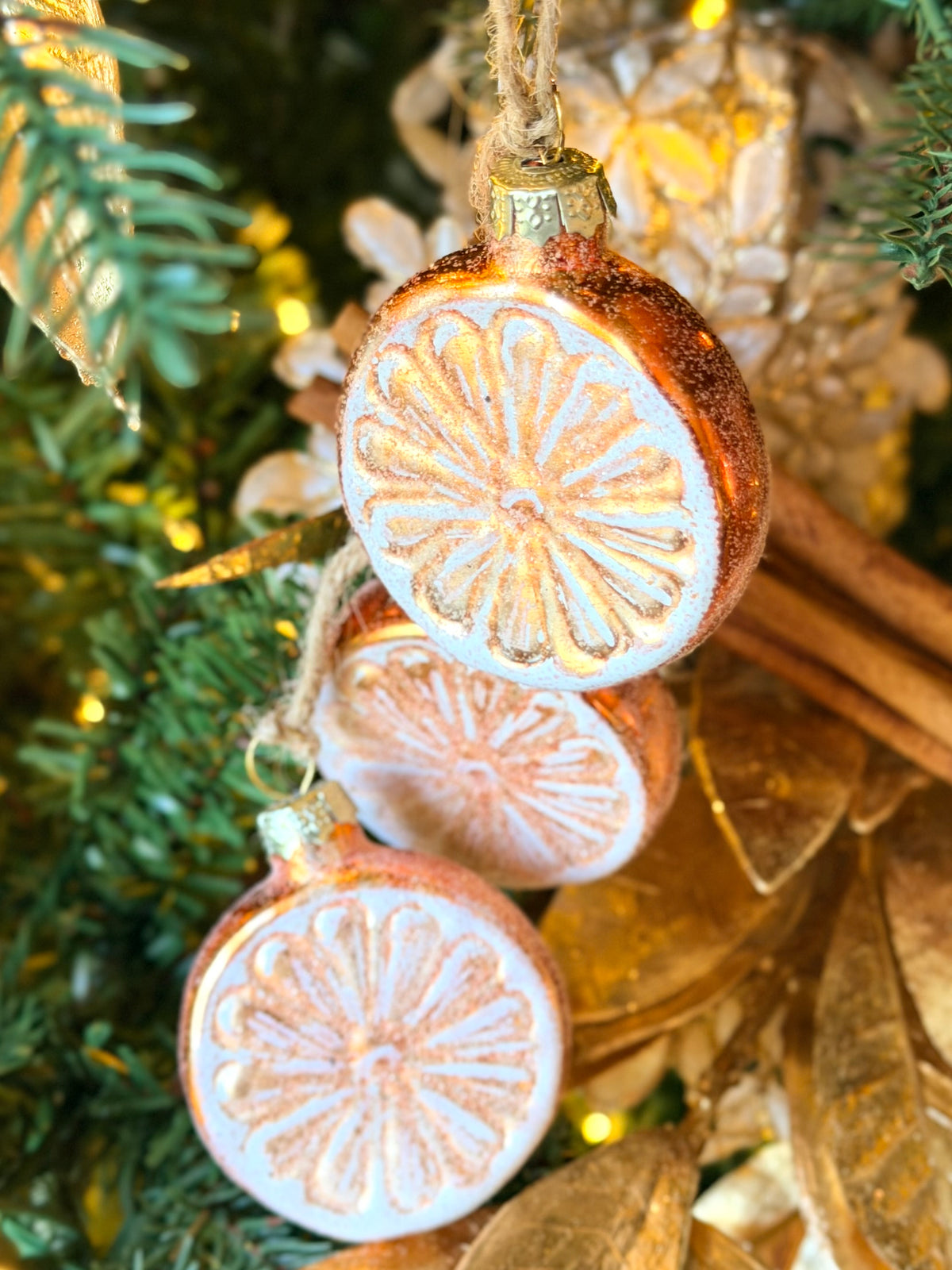 9" GLASS TRIPLE ORANGE SLICE CLUSTER ORNAMENT