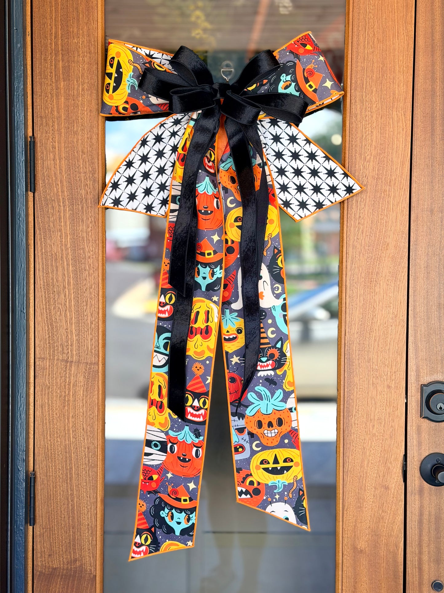 Monster Mash Bow Door Piece