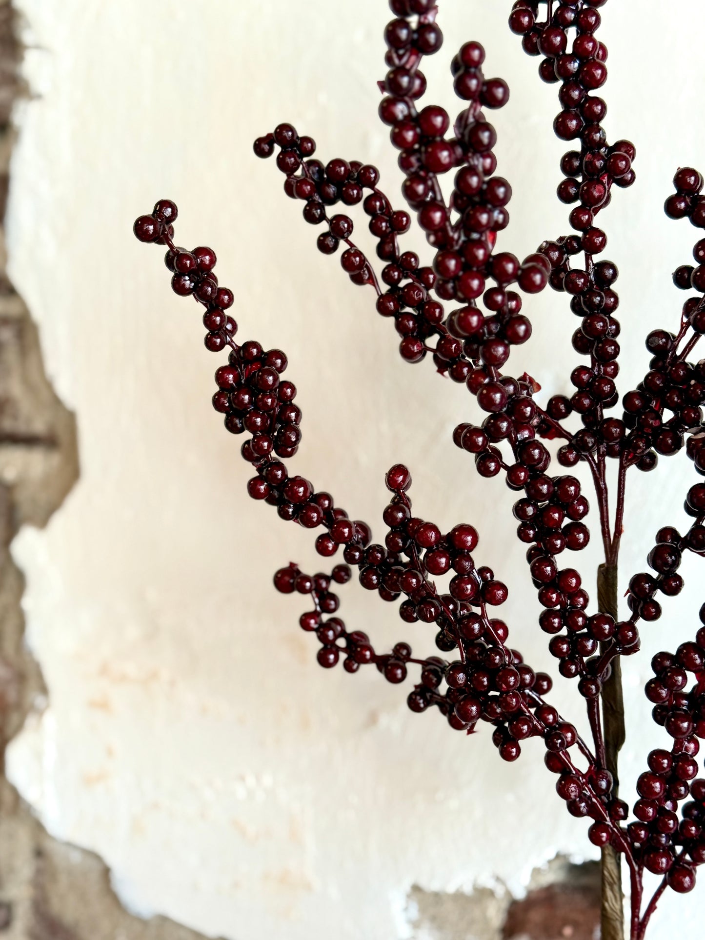 28" WP BERRY CLUSTER BRANCH SPRAY