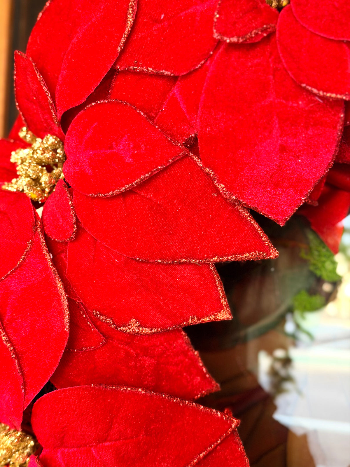 GLITTER POINSETTIA WREATH
