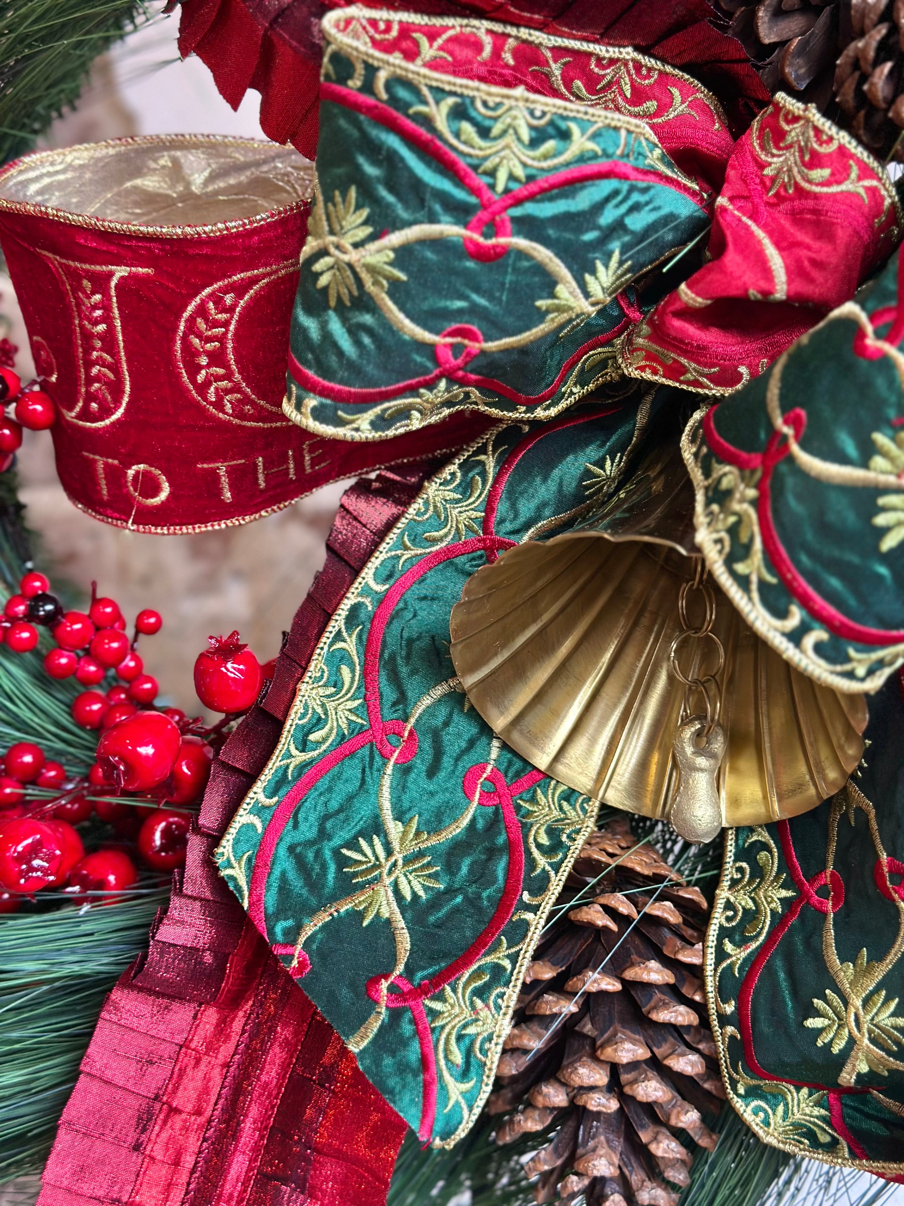 Glory to God Wreath