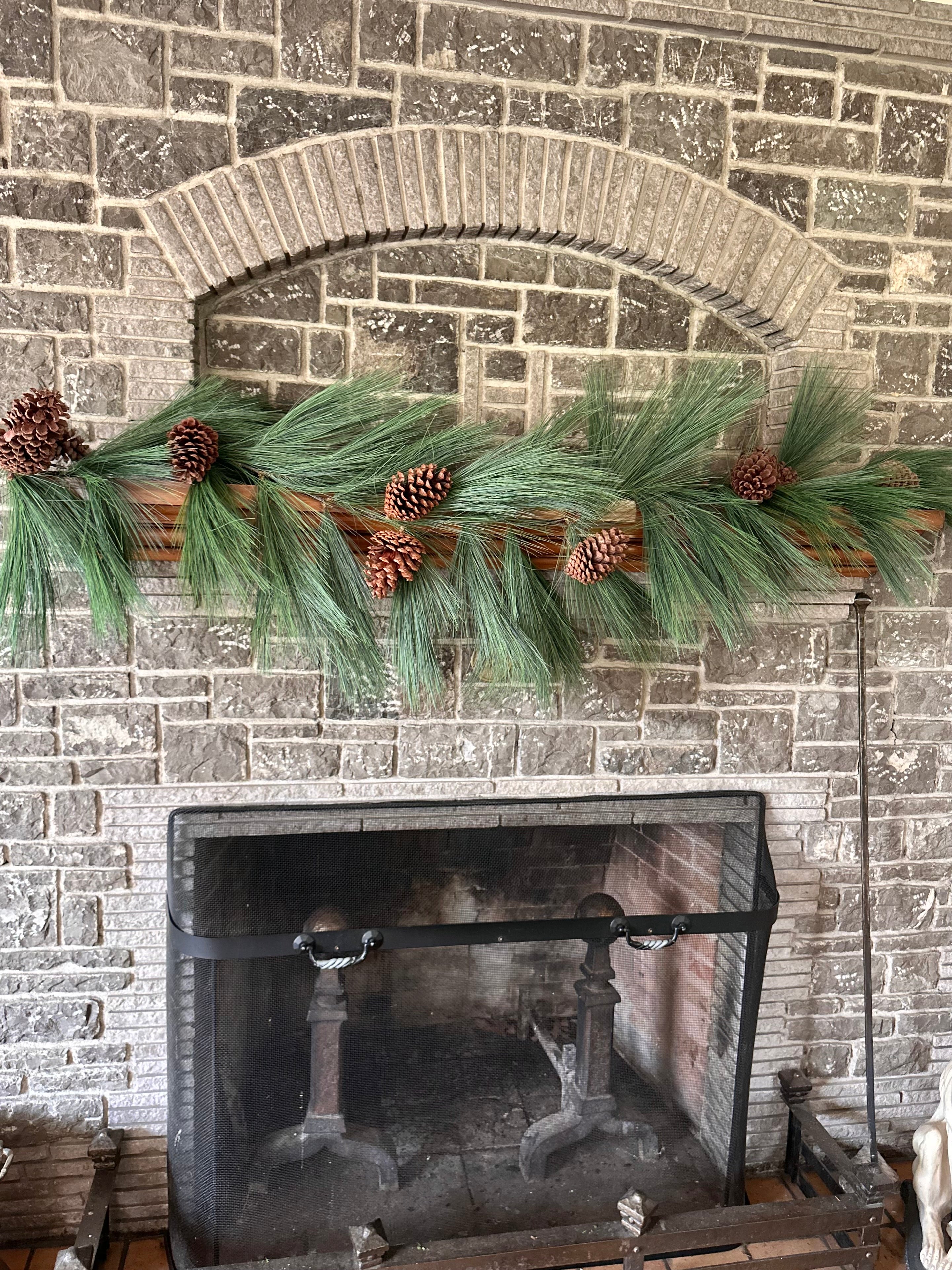 60" HORSETAIL PINE GARLAND W/CONE