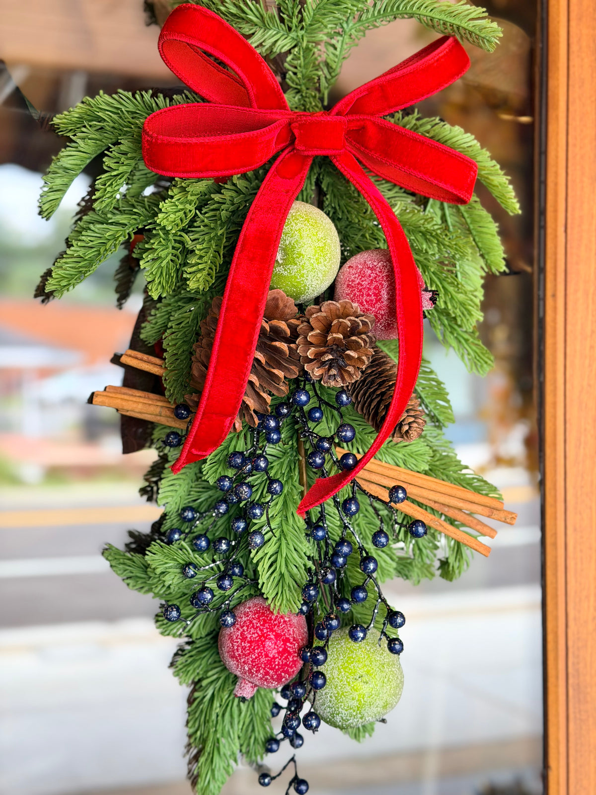 Cinnamon Stick & Fruit Teardrop (Copper / Red Bow Bundle)