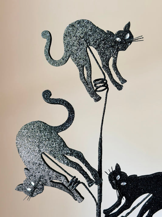 29" SCARY GLITTER CAT SPRAY