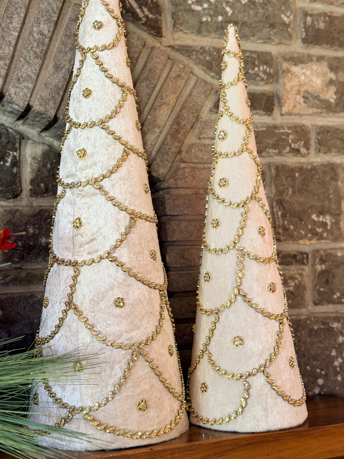 JEWELED SCALLOPED VELVET CONE TREE- IVORY