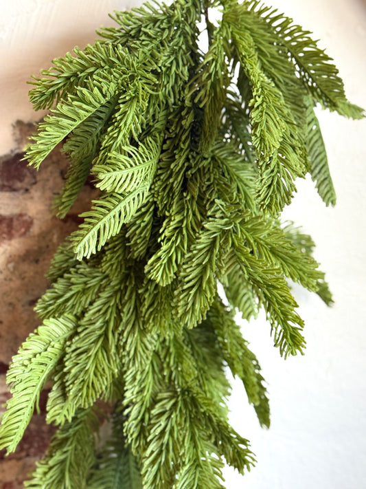 26" REAL TOUCH NOBLE FIR TEARDROP