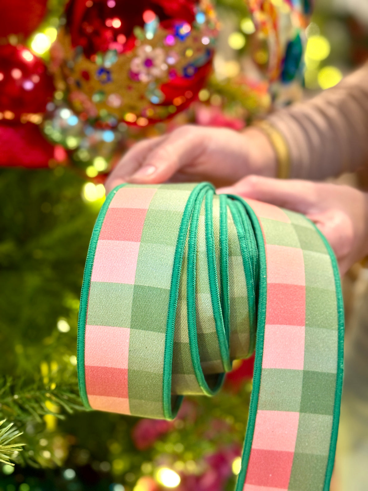 A Very Merry Plaid Ribbon