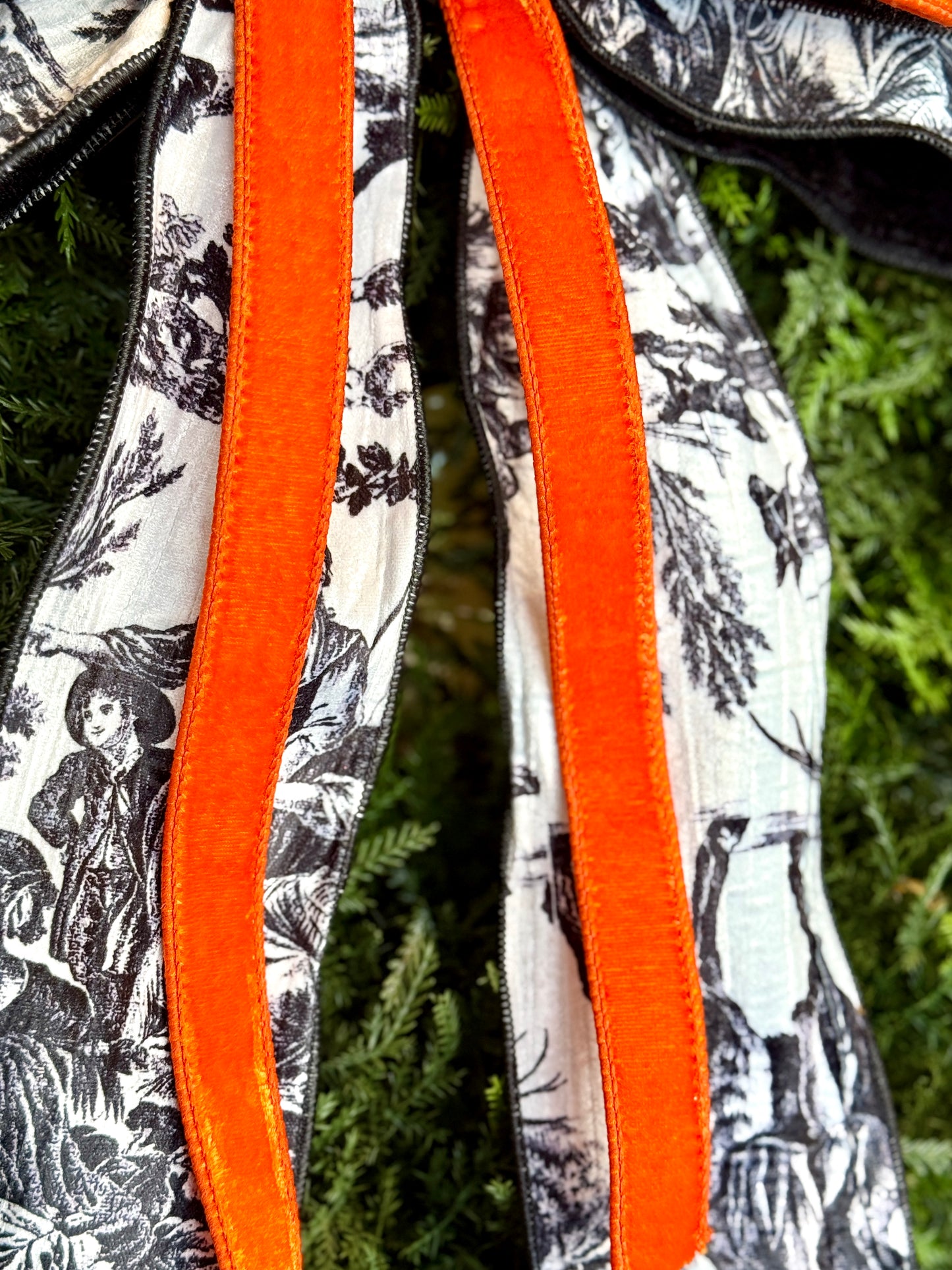 Halloween Toile Bow