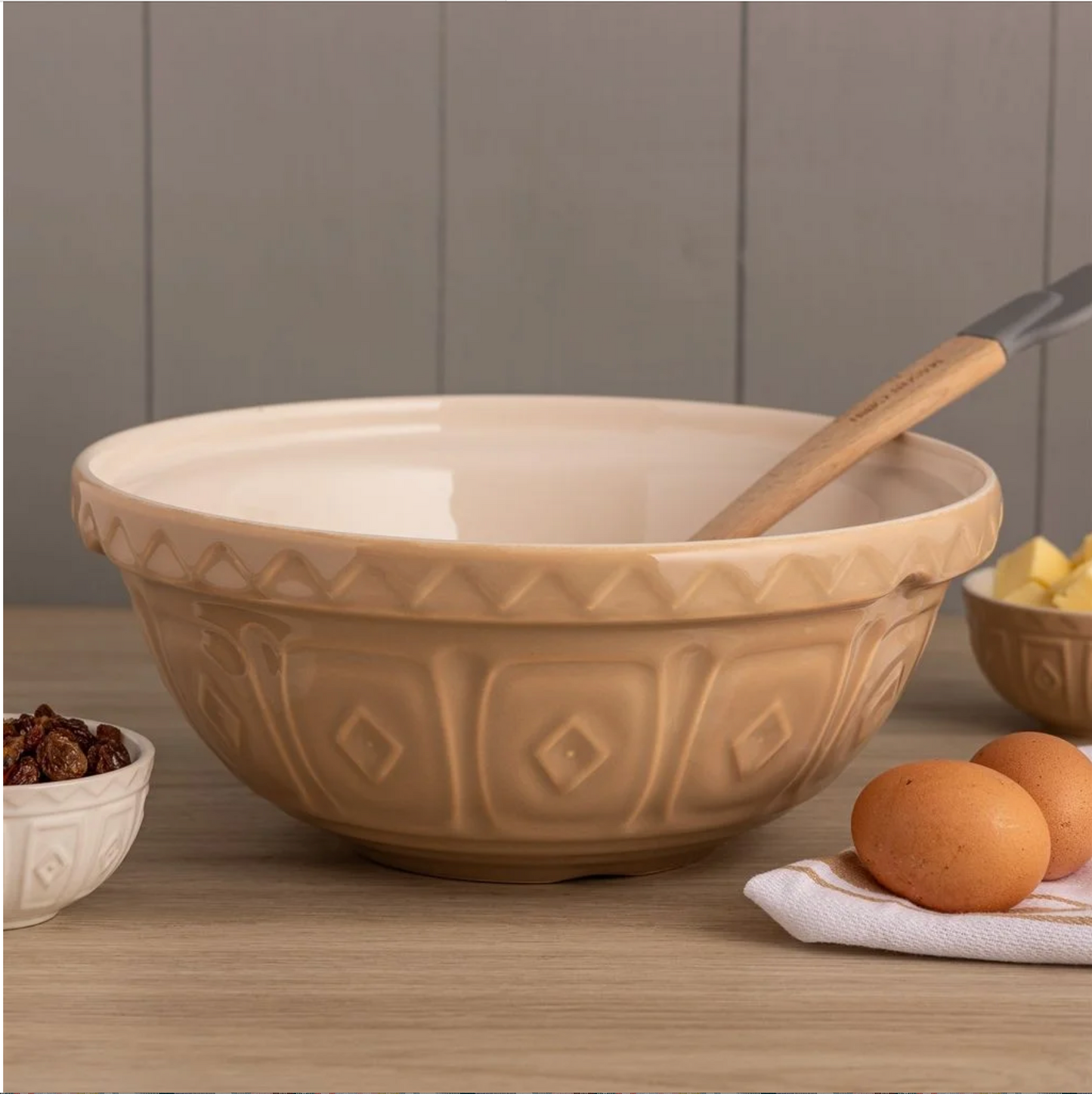 11" Mason Cash "Color Mix- Cane" Size 19 Mixing Bowl