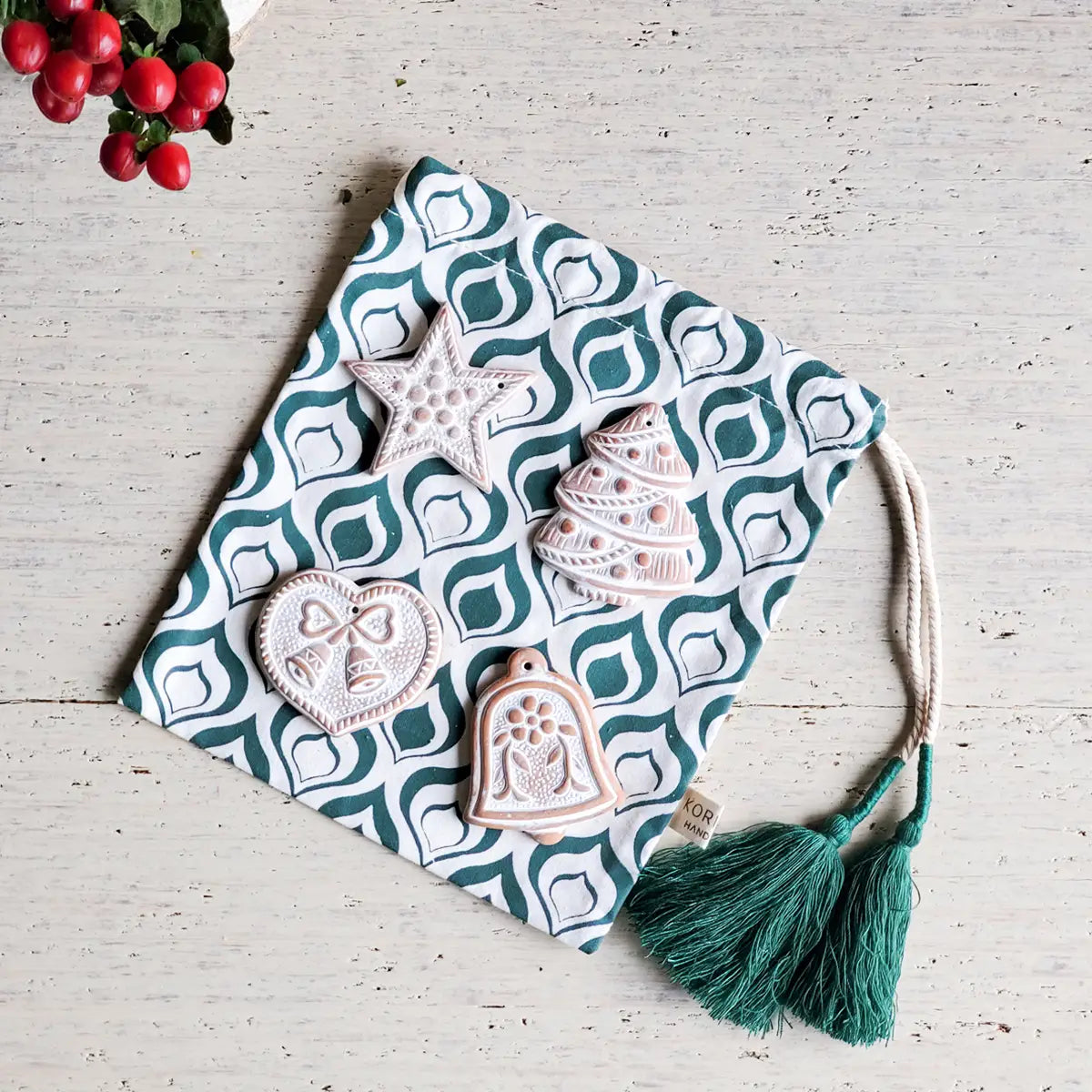 Handmade Sugar Saver Ornament w/ Green Pouch