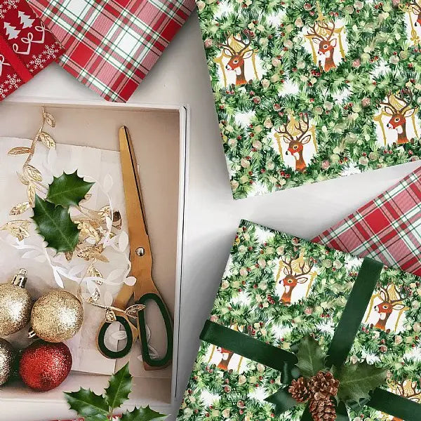 Reindeer Wreath Pagoda Gift Wrap Sheets