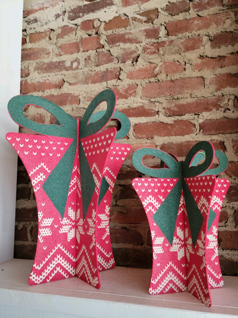 20" Cable Knit w/ Snowflake 3D Gift Box Ornament (Large)