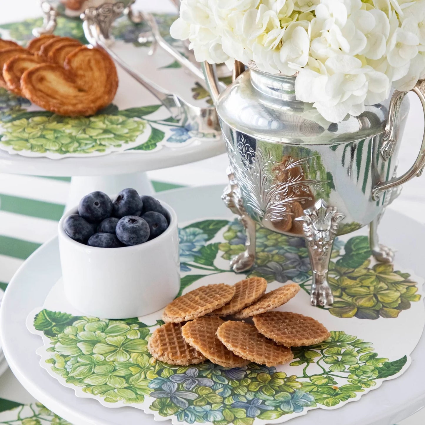 Hester & Cook Hydrangea Serving Papers