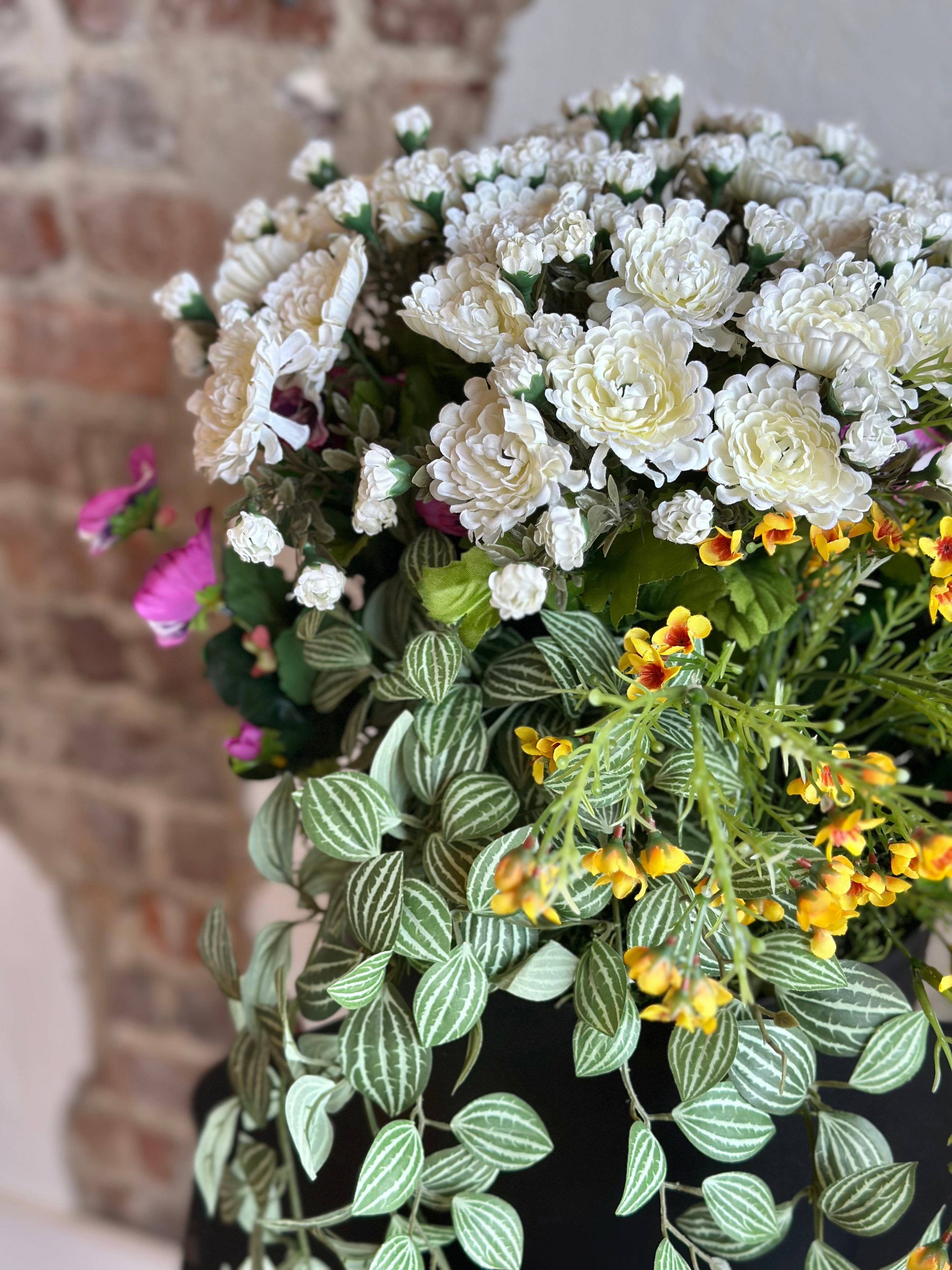 White Mum with Pansy and Waxflower Potfiller