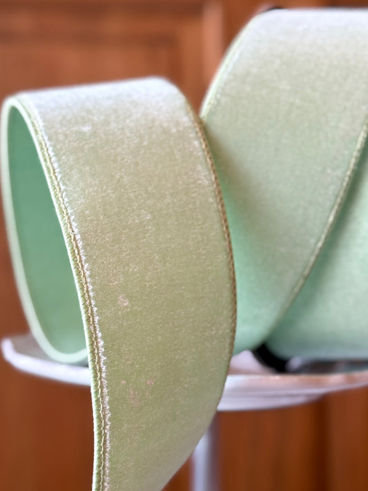 2.5" velvet mint dupion backing, mint