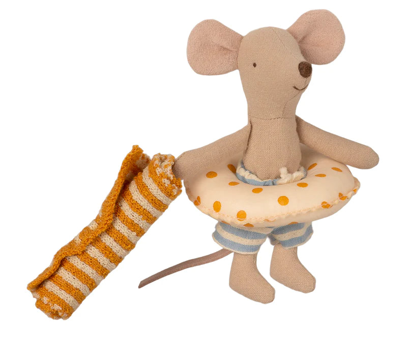 Beach mice, Little Brother
