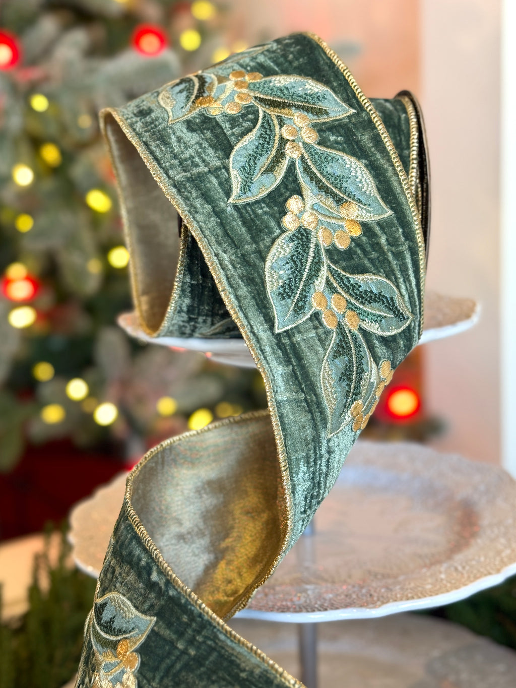 4" Velvet Embroidery Bay Leaf, Cottage Green