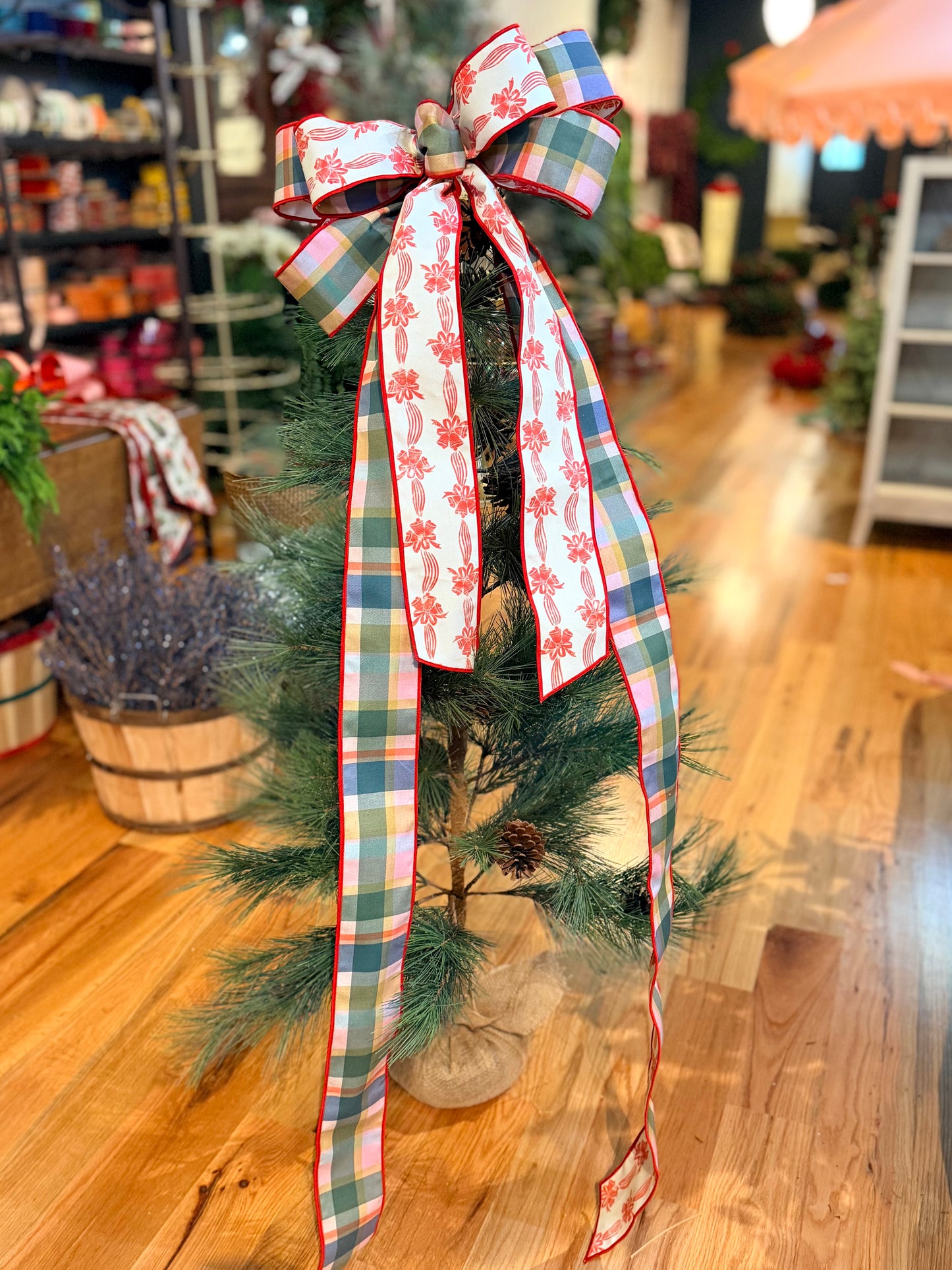 Deck the Halls Tree Topper