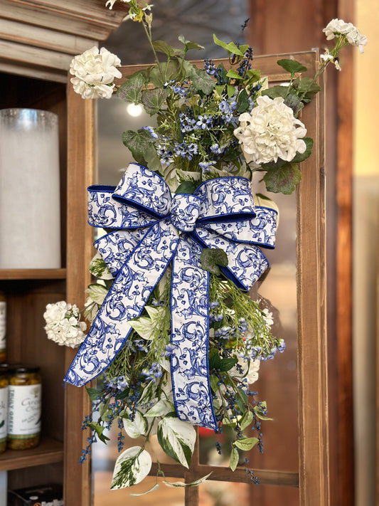 Geranium & Blues Swag