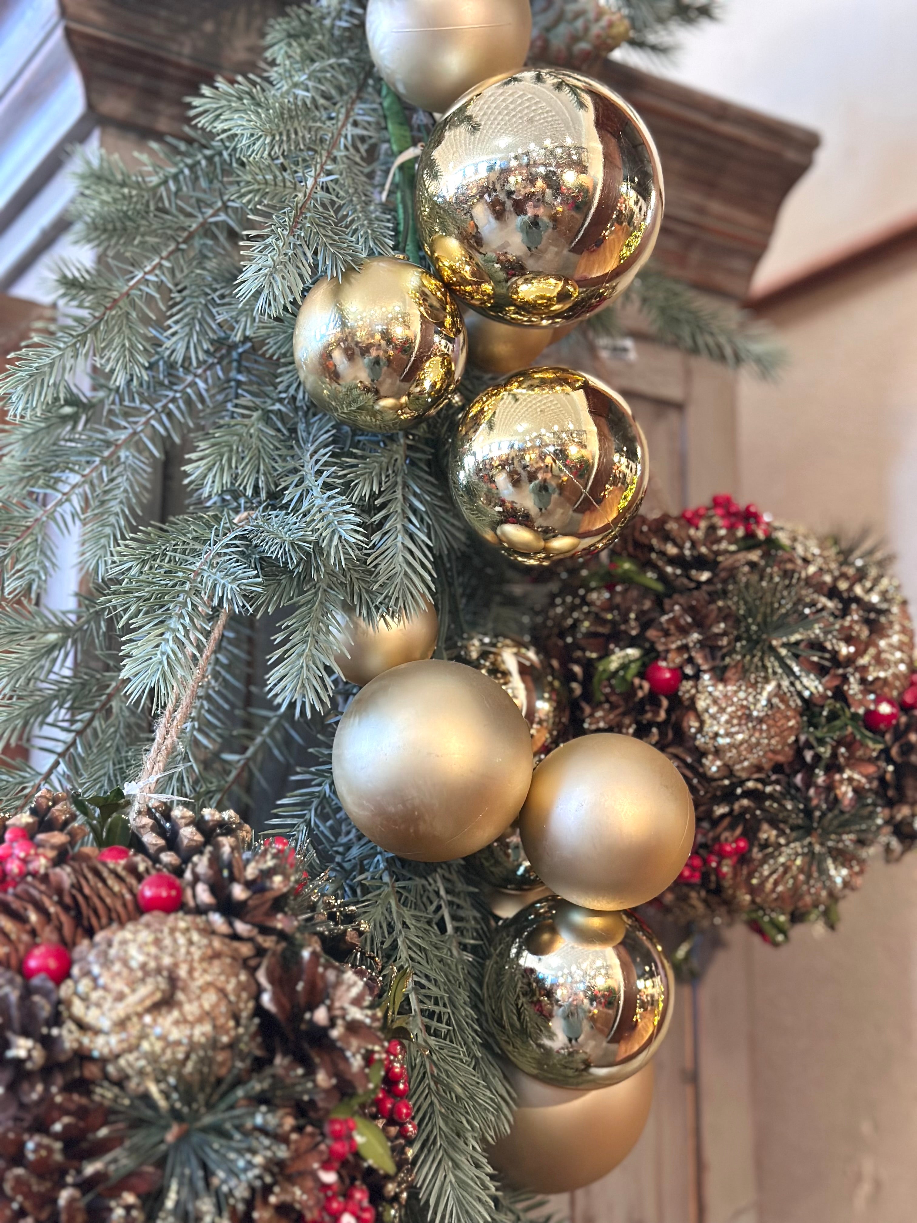 4' GOLD BALL GARLAND