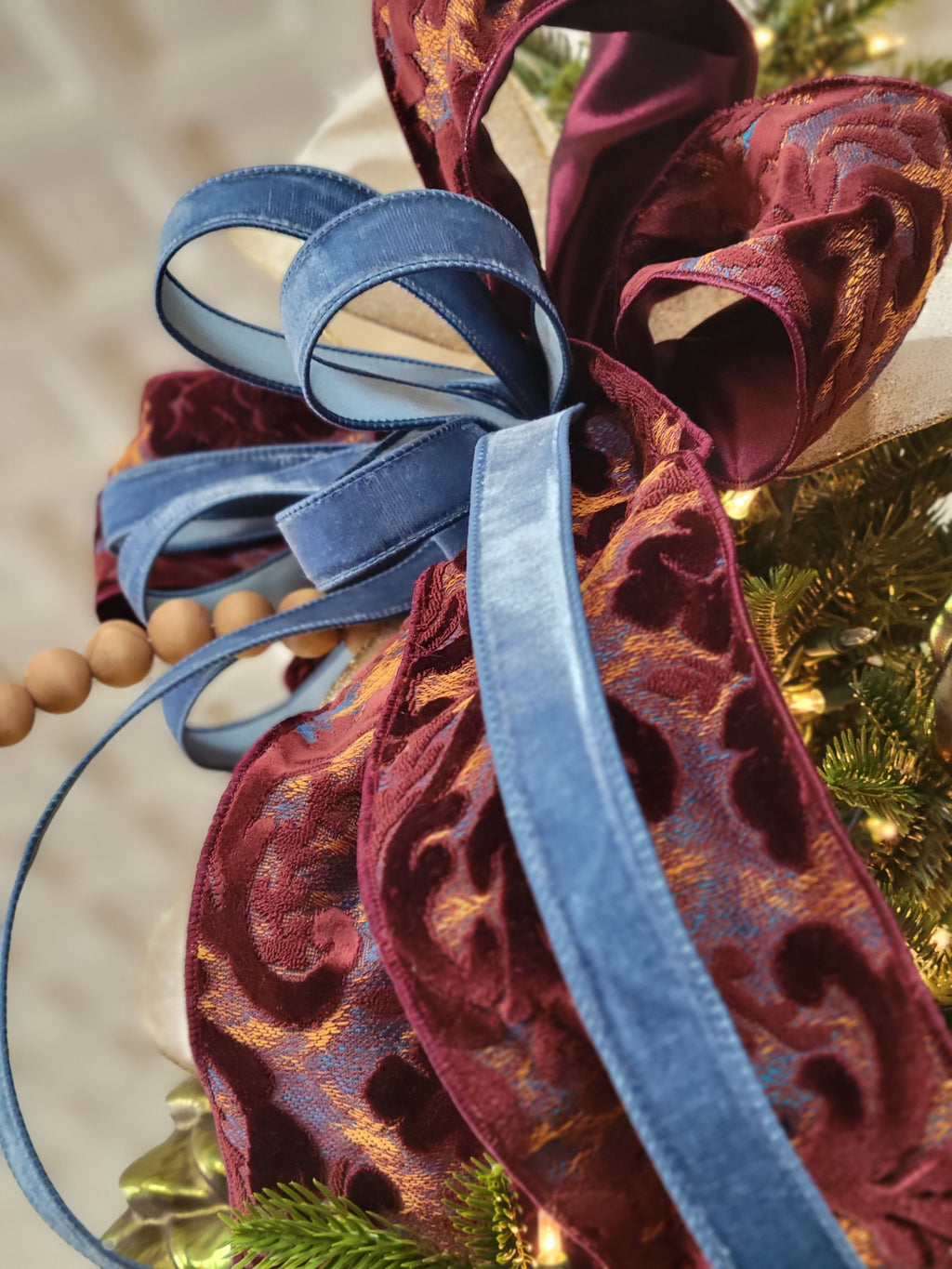 4" Jacquard Acanthus Leaves Ribbon, Dark Red