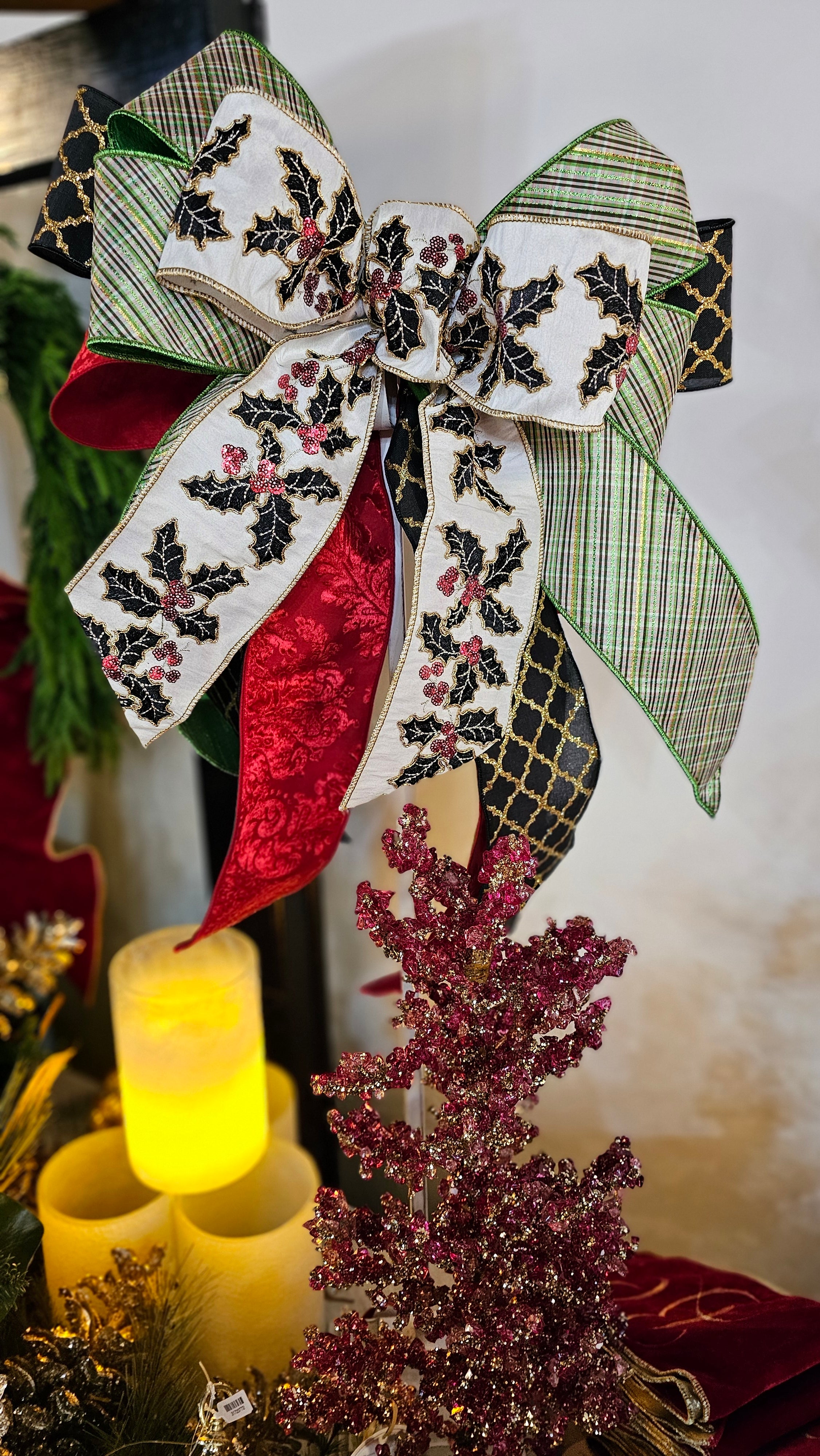4" Dupioni Holly Embroidery, Black White