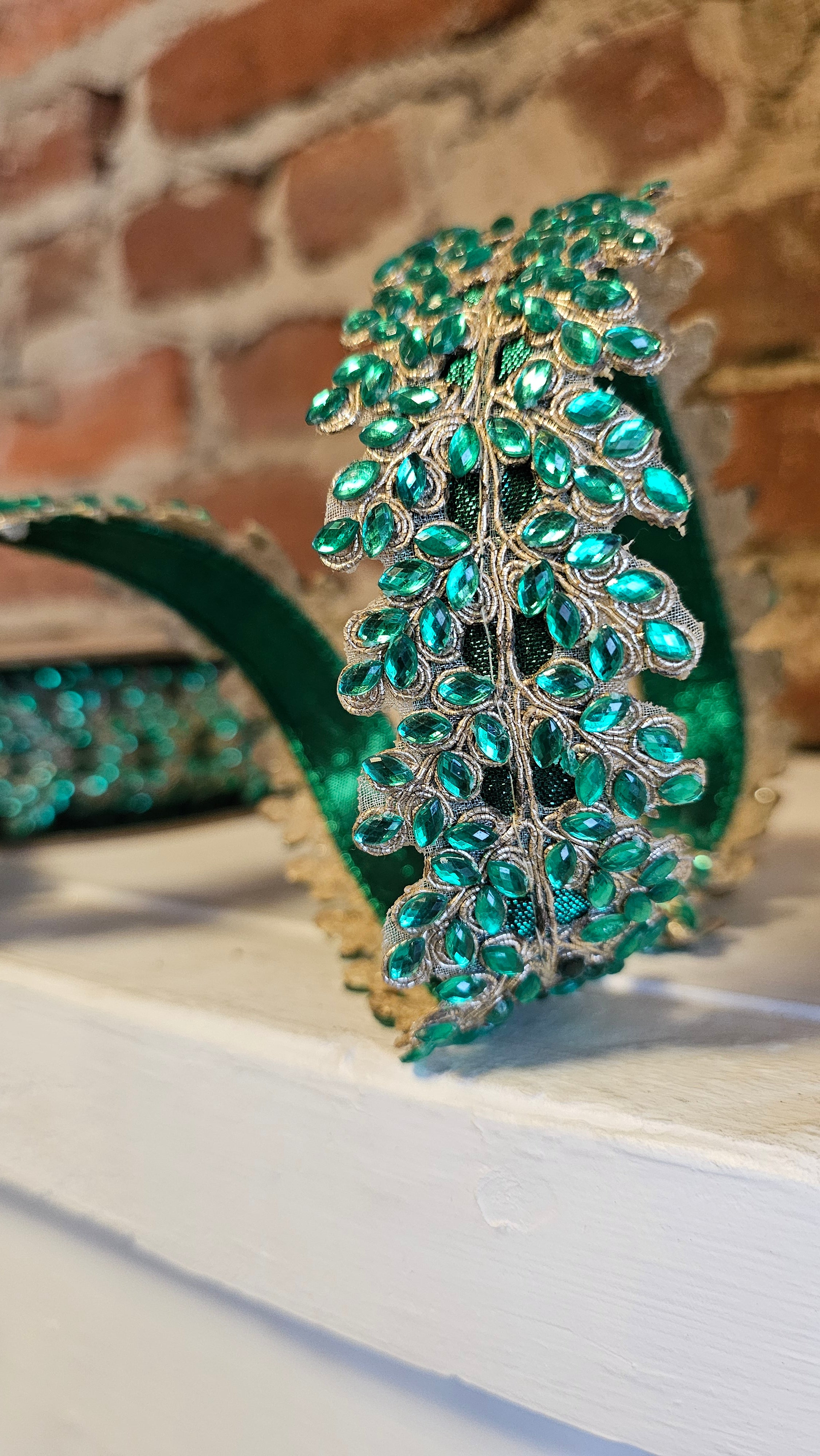 1.5 Faux metallic dupion emerald crystal branch wired