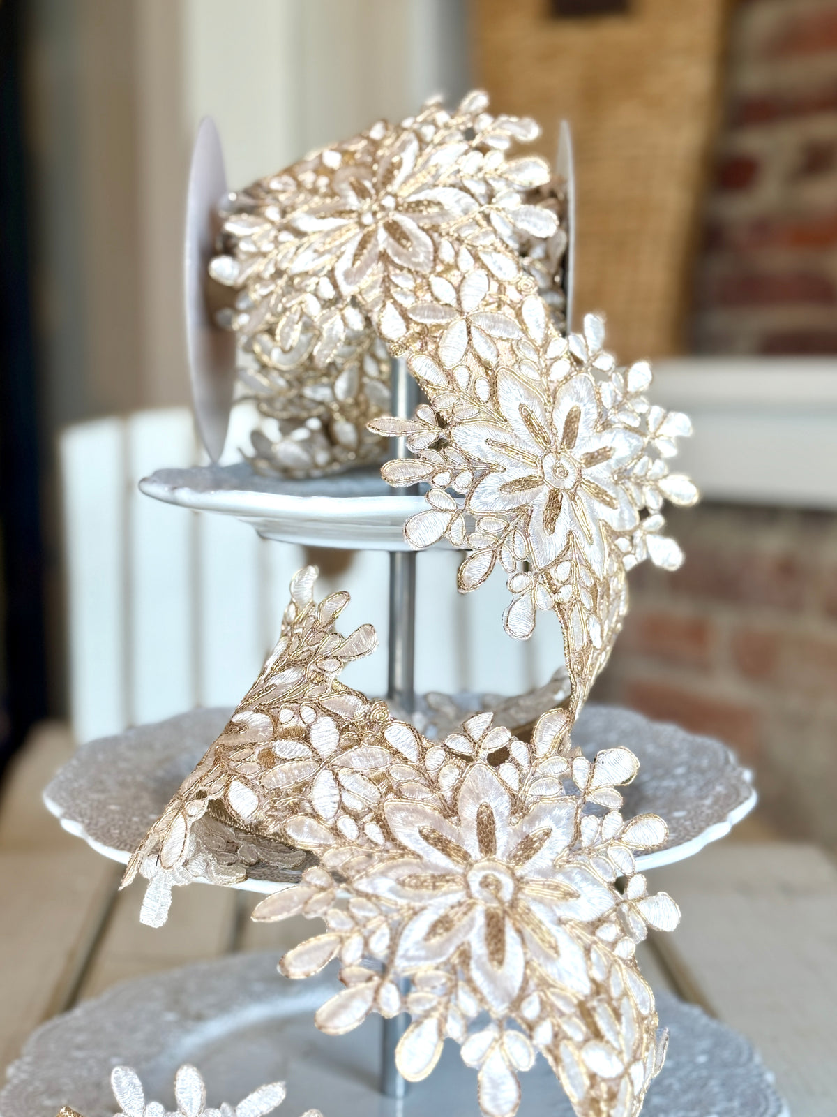 5.5” Snowflake Lace, Ivory, SOLD BY THE YARD