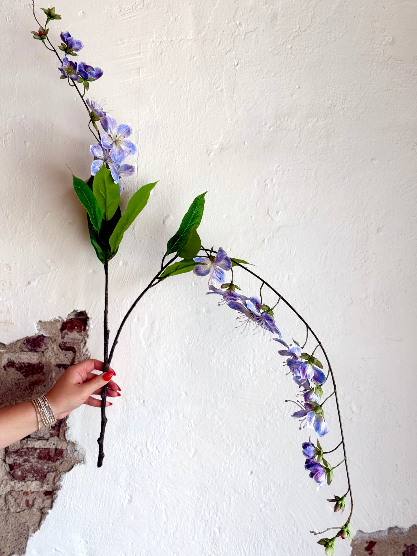 32" SAPPHIRE SHOWERS FLOWER VINE, BLUE