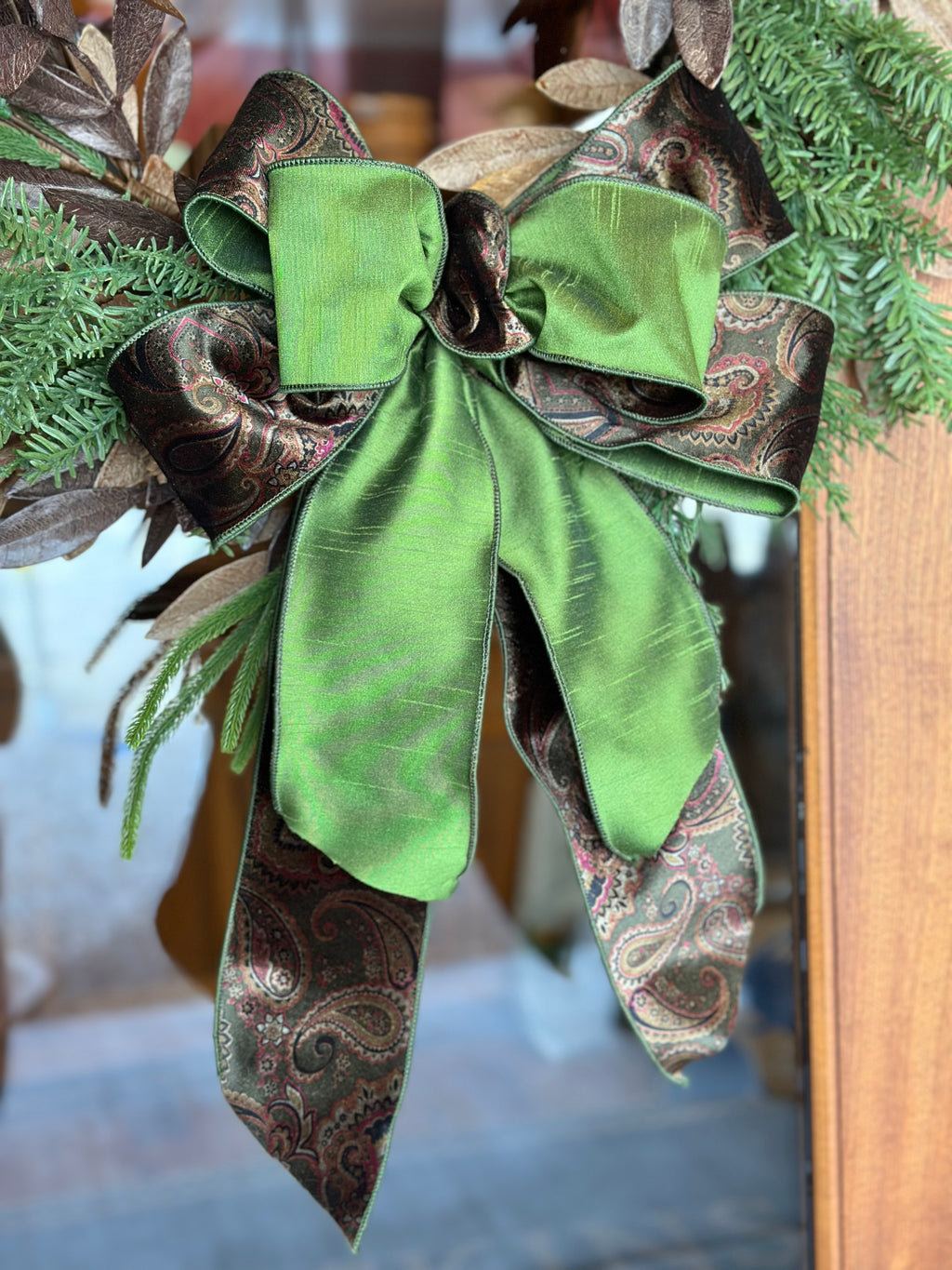 Brown Bay Leaf with Mixed Greens Wreath