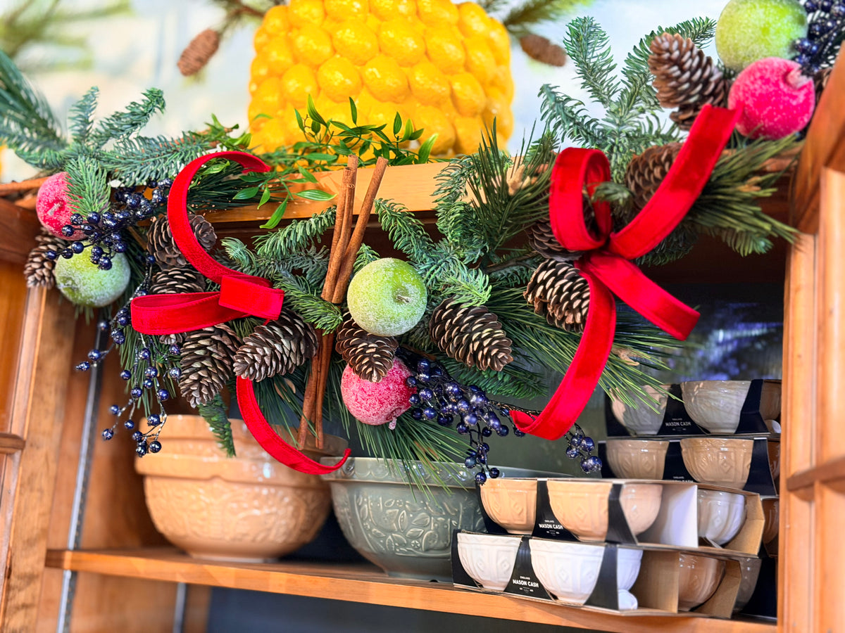 Cinnamon Stick & Fruit Pine Garland