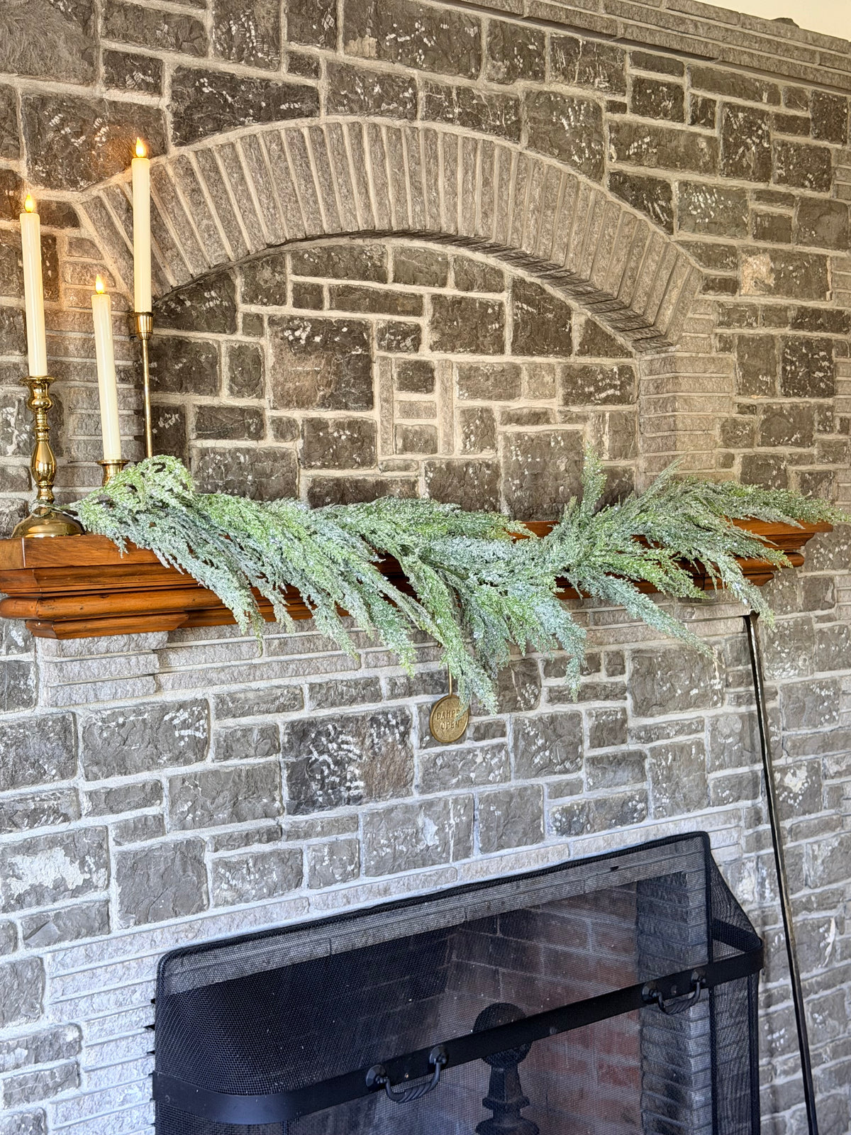 60" ICED CEDAR GARLAND