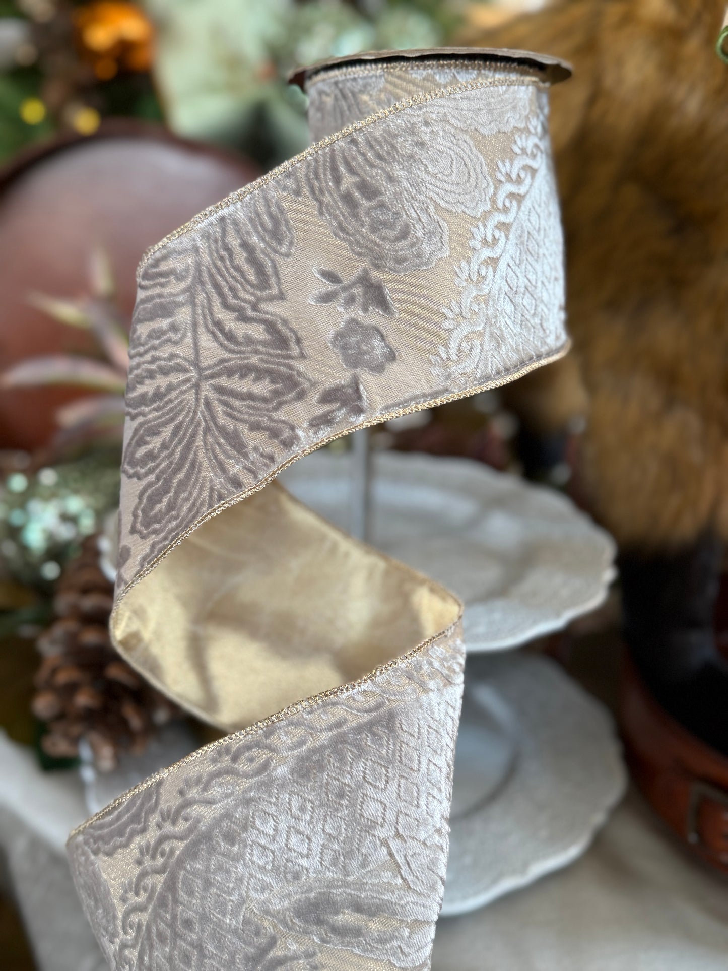4" Velvet Sheer Garden Art- Platinum