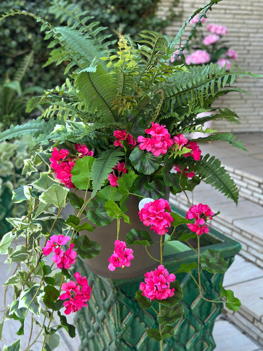 Fern, Ivy, Pink Geranium 12" Pot Filler