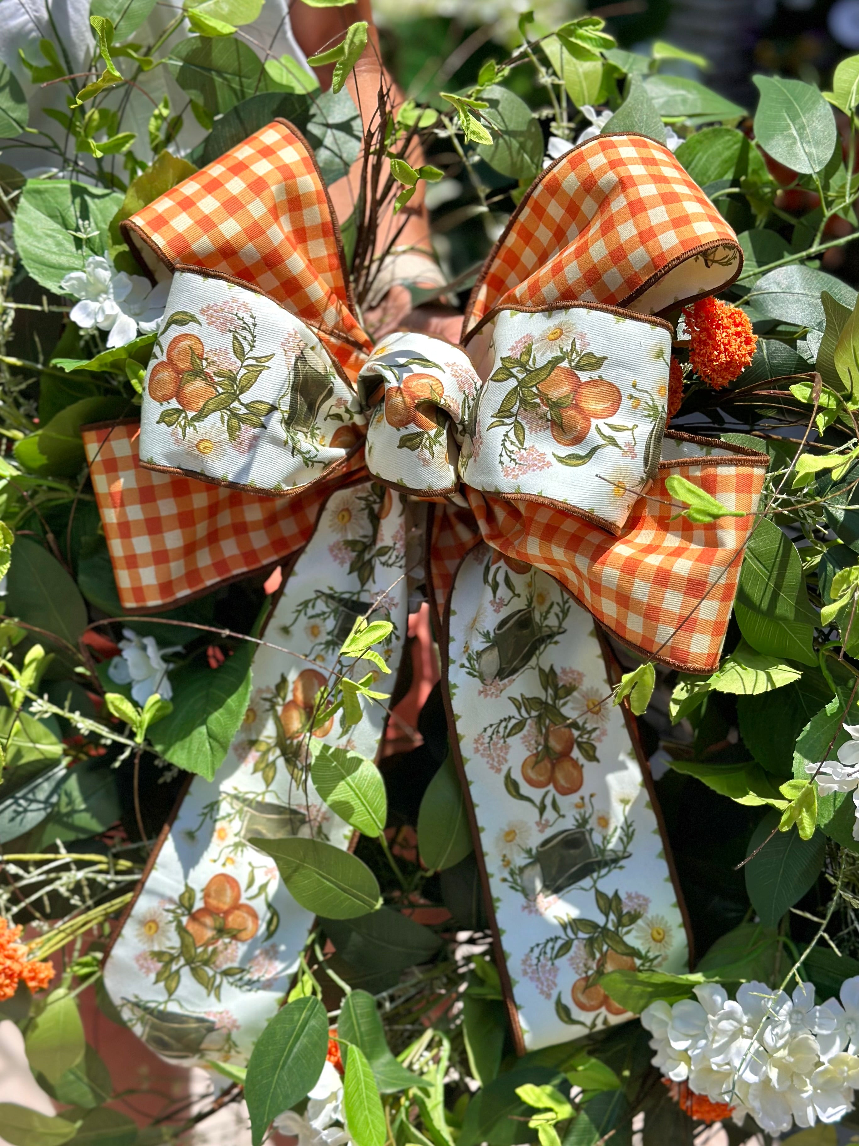 Tip of the Hat Bow & Wreath