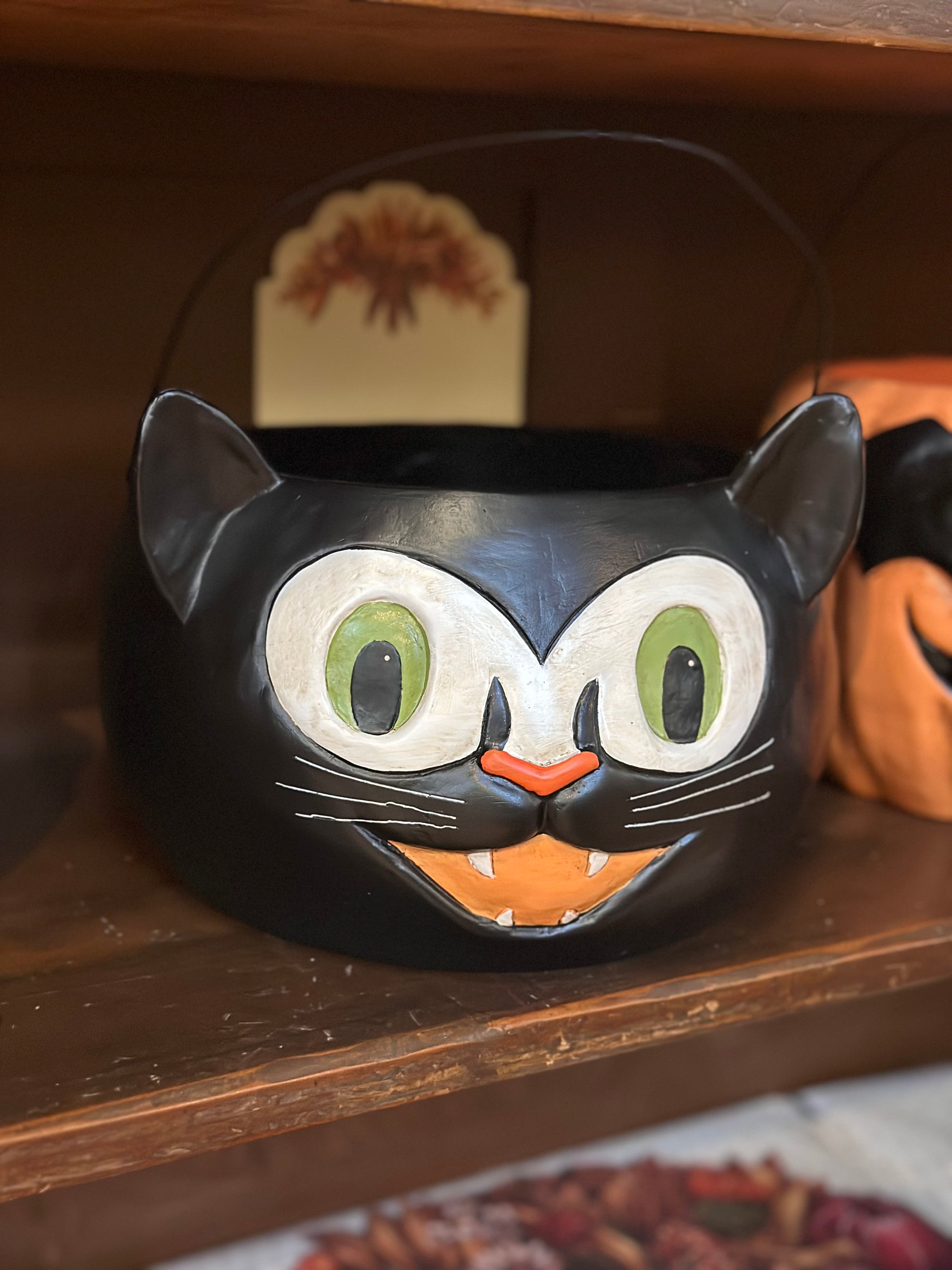 10" HALLOWEEN CANDY BUCKETS