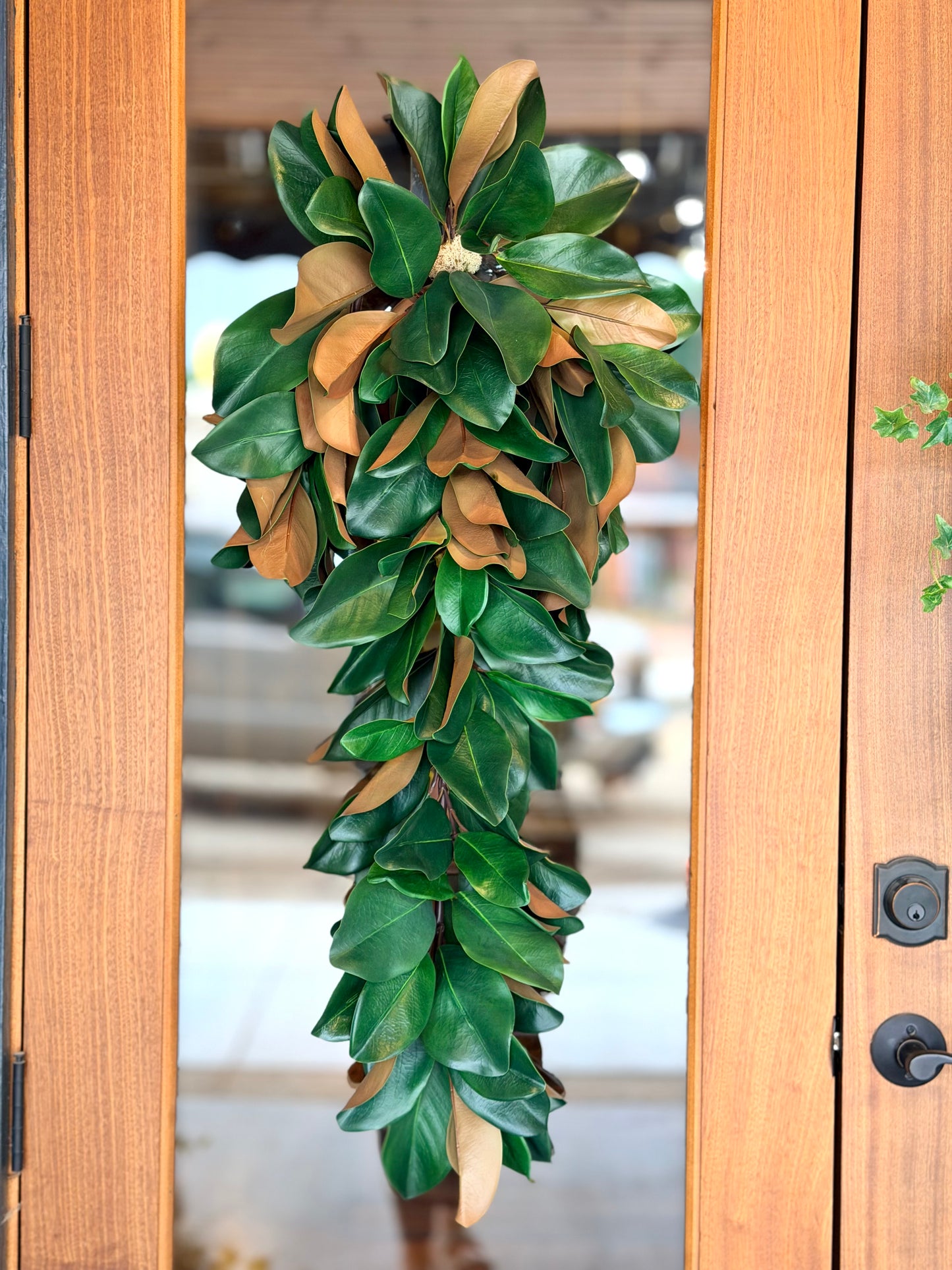 Magnolia Swag ~ Large