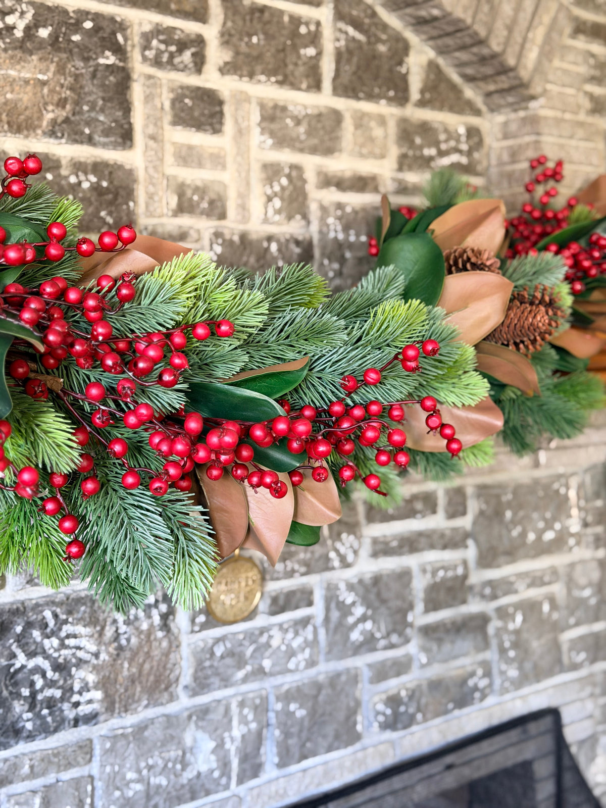 Homestead Berry Garland