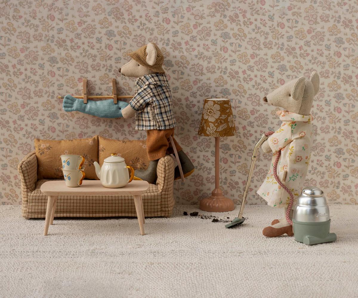 Grandad Mouse