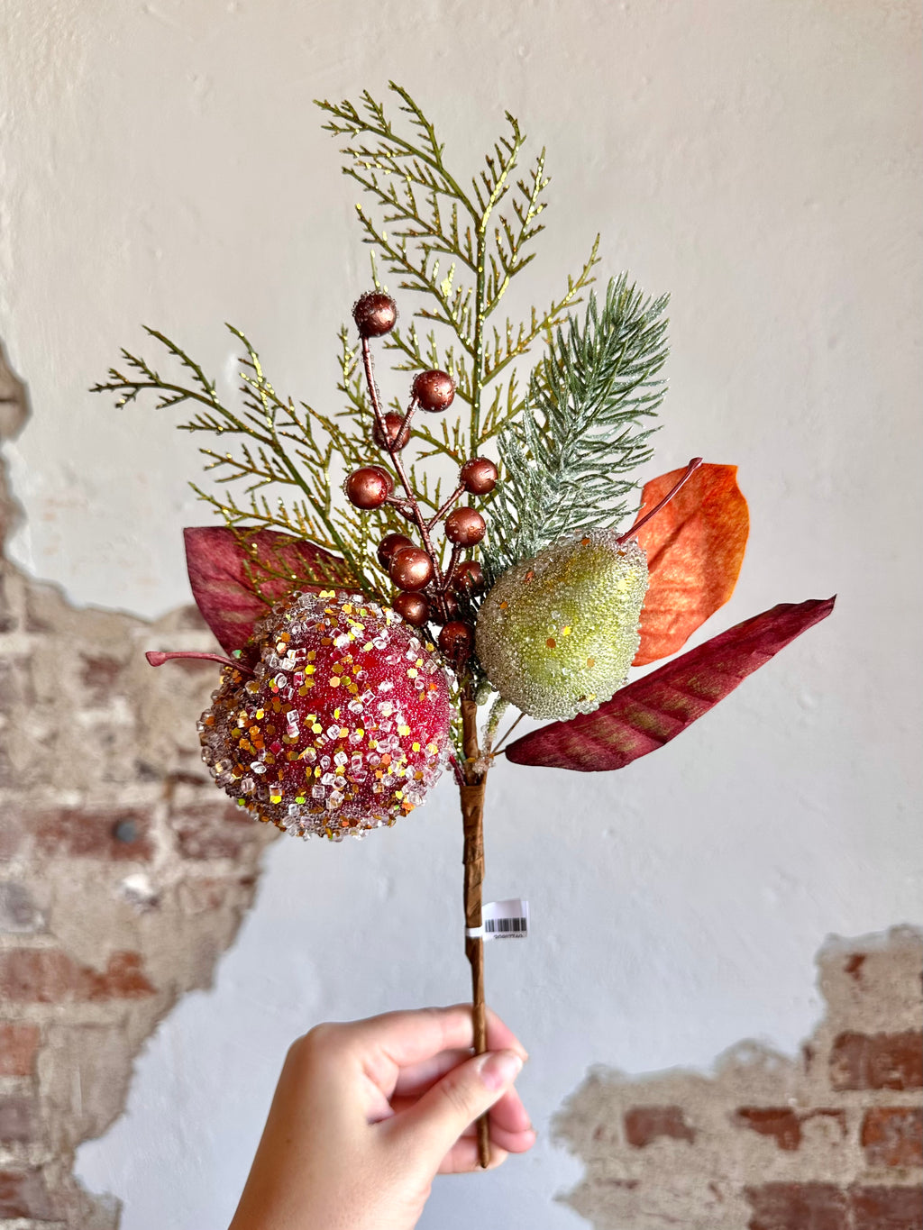 16” Beaded Robbia Berry Pick