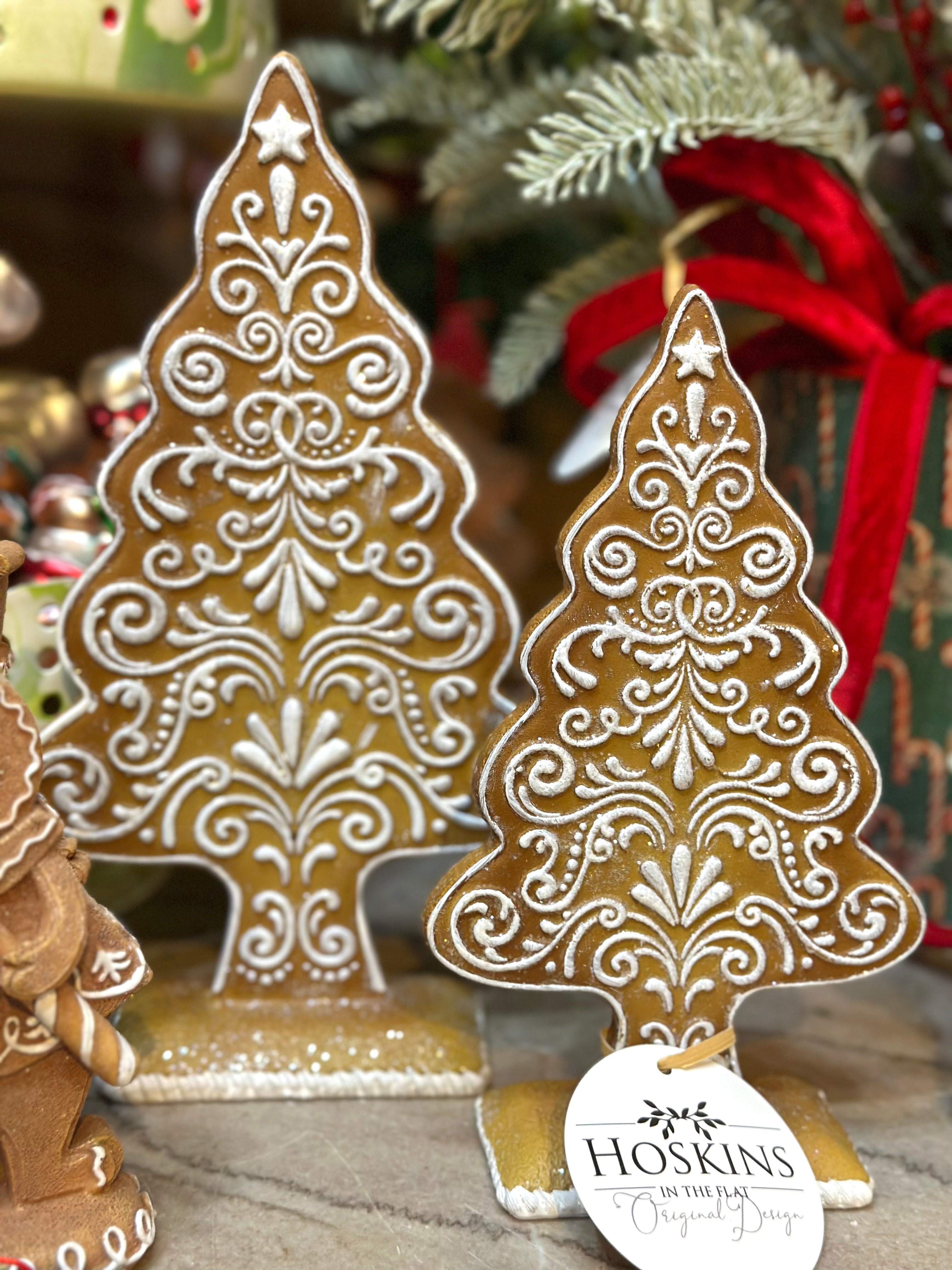 GINGERBREAD TREE SET