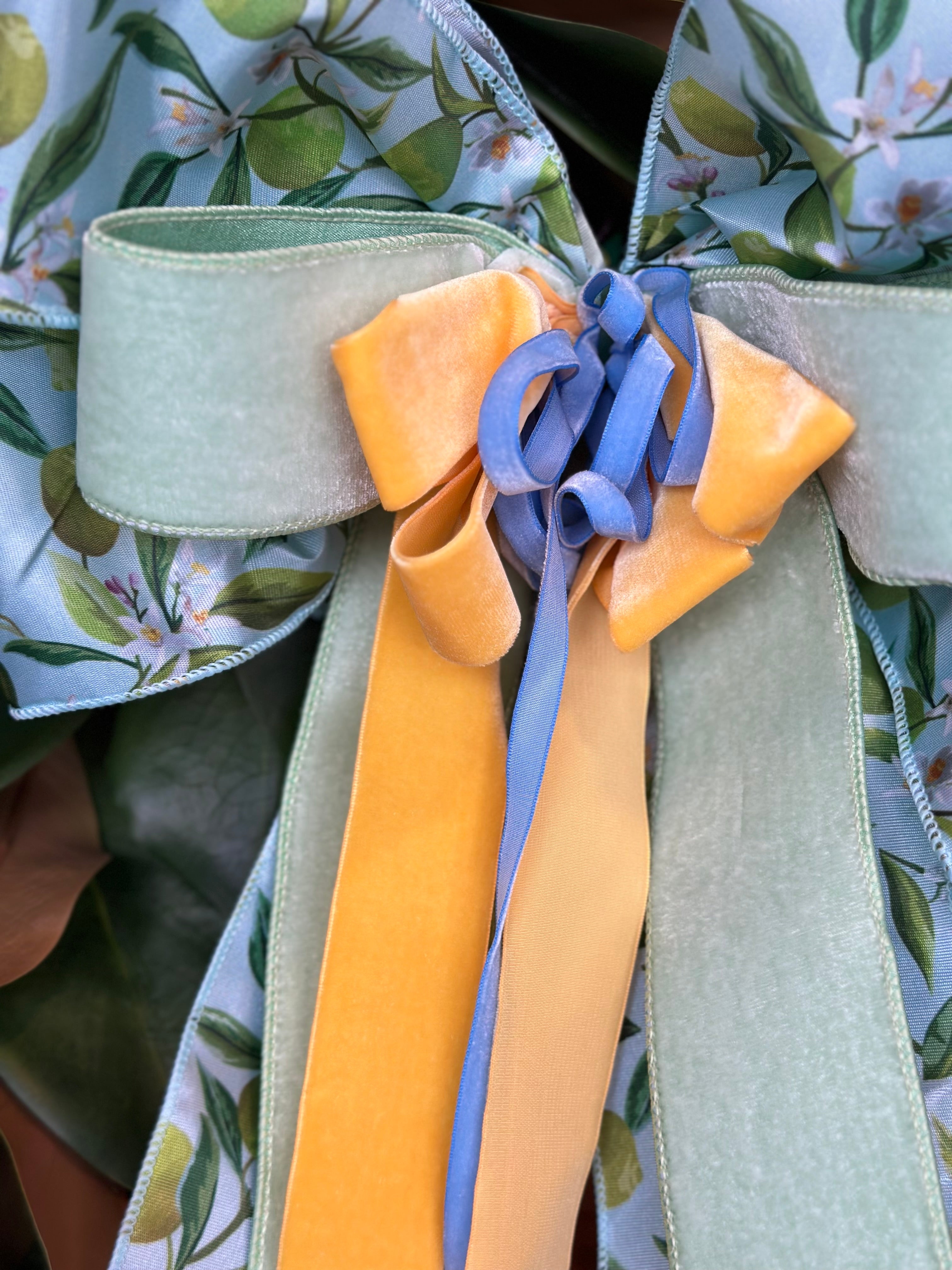 Lime Summer Bow