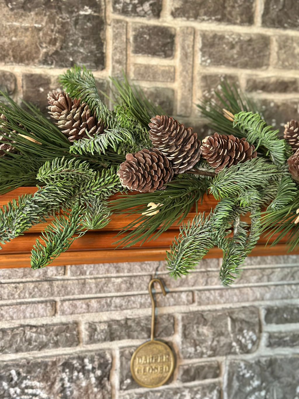 48" UV NORTHERN ROCKIES PINECONE GARLAND